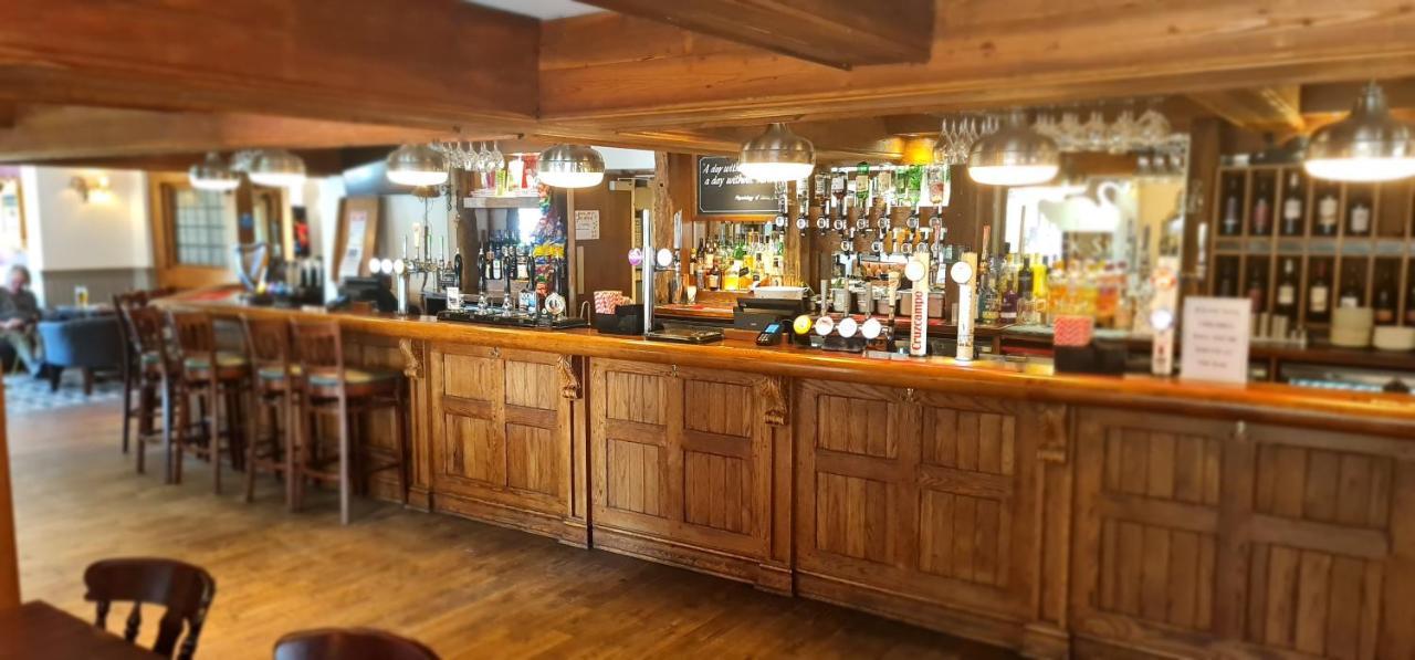The Black Swan Glazebrook Exterior foto